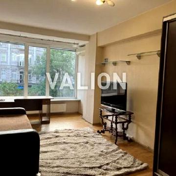 Велика Васильківська вул. (Червоноармійська), 51