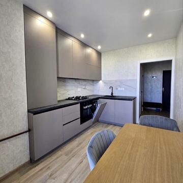 Героїв Небесної Сотні просп., 26/18