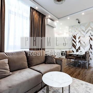 Предславинська вул., 42-А