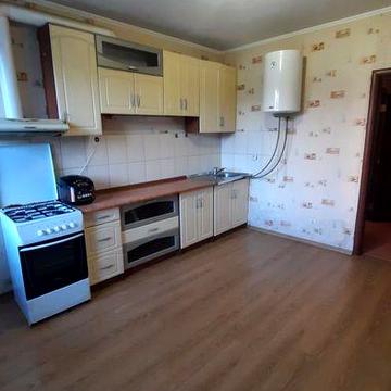 квартира з ремонтом 72м2+ мансандра в подарунок  Вишневе вул.Вітянська