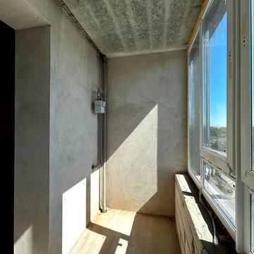 Романа Шухевича вул. (Курчатова), 8/1