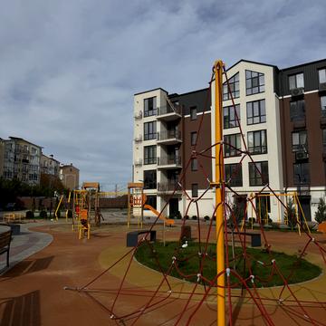 Академіка Сахарова вул., 52-А