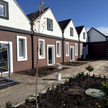 Продається ТАУНХАУС по найвигіднішій ціні !!! Унікальна пропозиція !!!