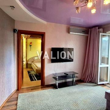 Лариси Руденко вул., 10