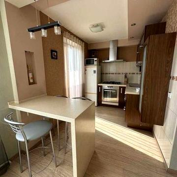 Оренда 3к квартири Західний
Данила Галицького вул. 57