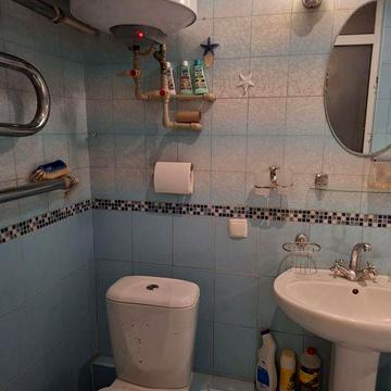 Продам большую уютную 2кв.Центр м.Левада Гимназическая набережная 22