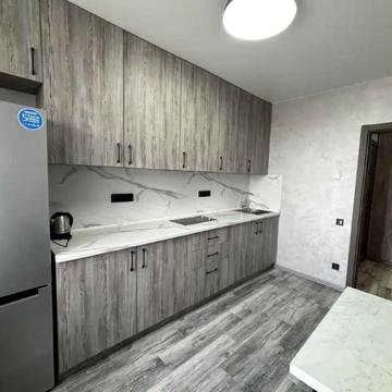 Мольєра вул., 77