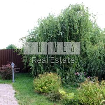 Першотравнева вул.