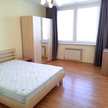 Єлизавети Чавдар вул., 7