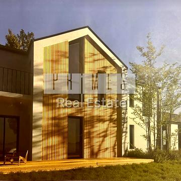 Дніпровська вул.