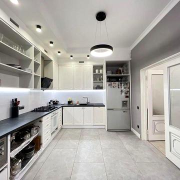 Будинок, Салтівка, 250 м²