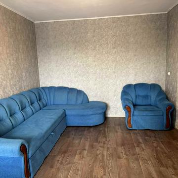 Драгоманова вул., 8