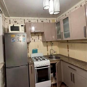 Продаж 2-кімнатної квартири на Науковій