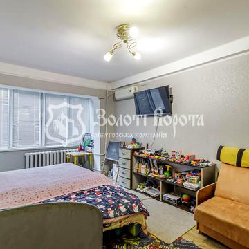 Автозаводська вул., 27