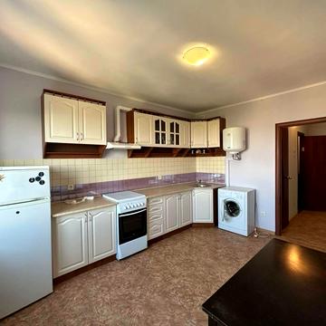 Бакинська вул., 37-Г