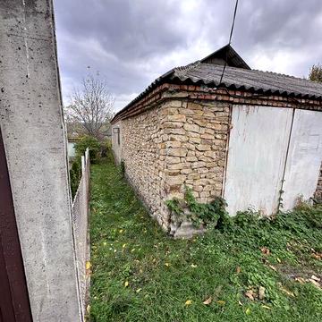 Можливий тор. Продамбудинок з присадибною ділянкою. Гараж,вода,світло