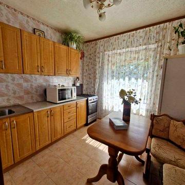 Оренда 2к Соломянка, Семенівська 13, ремонт, 54 кв, Без комісії