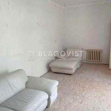 Продаж 2-кім, сталінка, Сирецька 52, м Дорогожичі