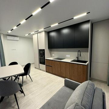 Академіка Заболотного вул., 1-А