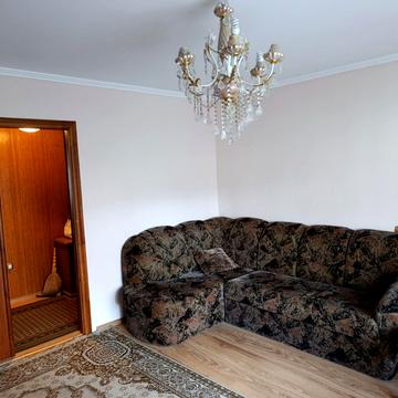 Кирила Студинського вул., 6