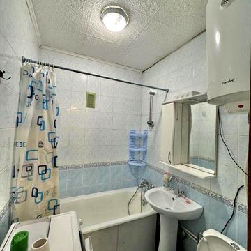 2 комн квартира на Артеме улица Тесленко