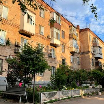 Університетський просп. (Гагаріна), 31