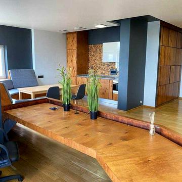 Дизайнерська квартира на Липківського, 18 від Власника