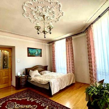 Оренда 2 кімнатної квартири по вул. Городоцька р-н Скрині