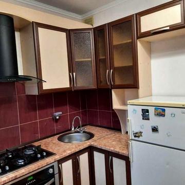 Продам 1к.кв.улучшенку,капремонт,ул.Лопанская 31,2\9 (404452)