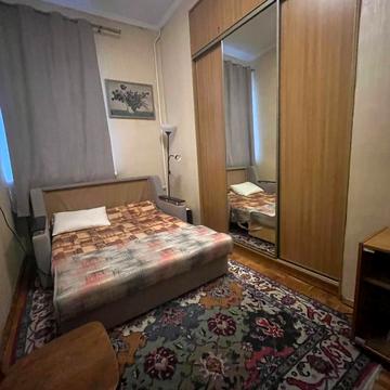 Антоновича вул. (Горького), 41