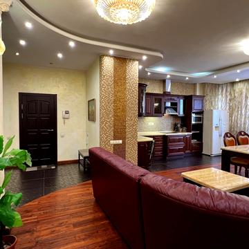 Євгена Коновальця вул. (Щорса), 32-Г