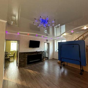 Оренда затишного будинку неподалік міста, повністю мебльований.