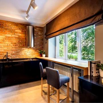 Пилипа Орлика вул., 6