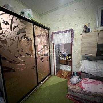 Продам 2 кімнати в 3 х кімн квартирі пер Руставелі