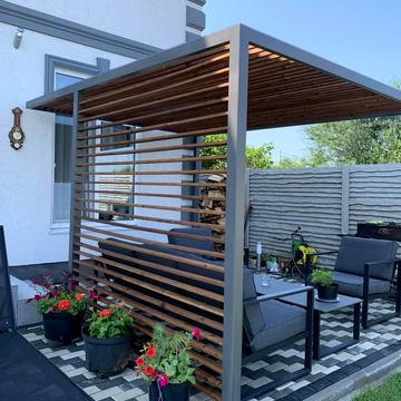 Львівська вул., 8