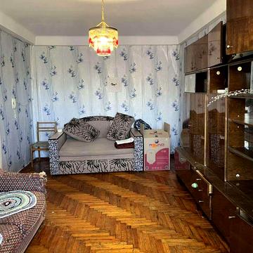 Квартира однокімнатна, Амстор Бабурка