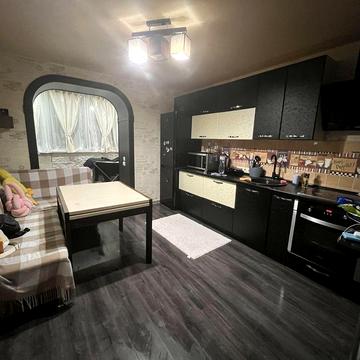 Левада, поруч з Сільпо, гарна 2-во кімнатна квартира в новому будинков