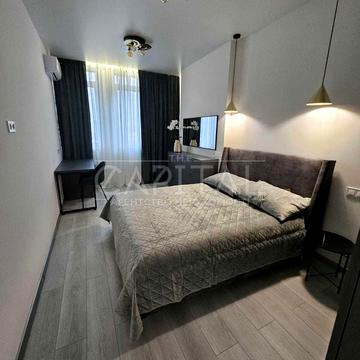 Берестейський просп. (Перемоги), 11