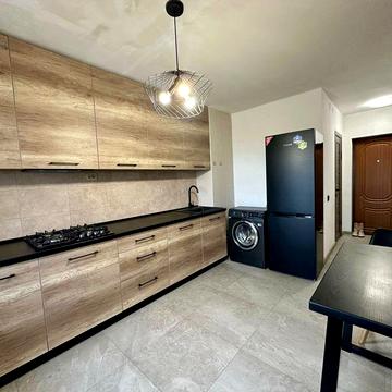 1- кімн. кв. з ремонтом, меблями та технікою! Світло не вимикають!