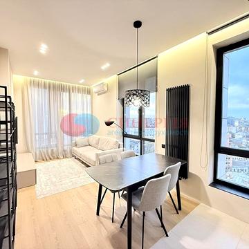 Бульварно-Кудрявська вул. (Воровського), 17