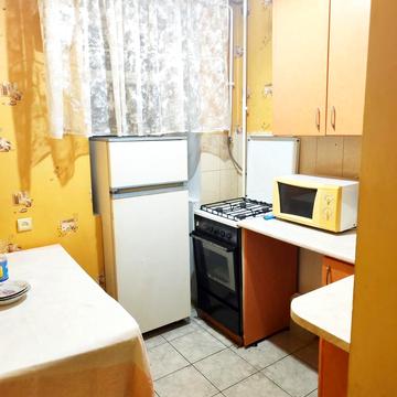 Центральний просп. (Леніна), 148