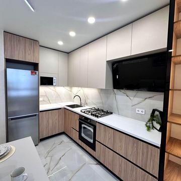 Сімейна вул., 6