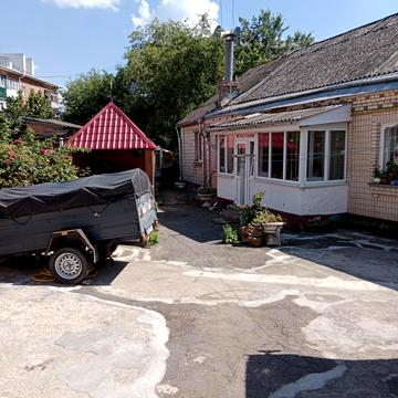 Монастирська вул. (Володарського)