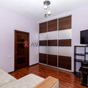 Продається 2-кімн. квартира біля м. Лук’янівська, вул. Білоруська 32