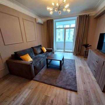 Продам 2-х кімнатну квартиру, сталінка, р-н Глінки