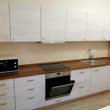 ЖК Яскравий 10хвилин метро Мінська Генератор на ліфт воду опалення