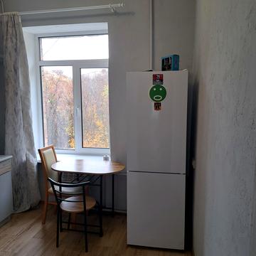 Леоніда Первомайського вул., 9-А