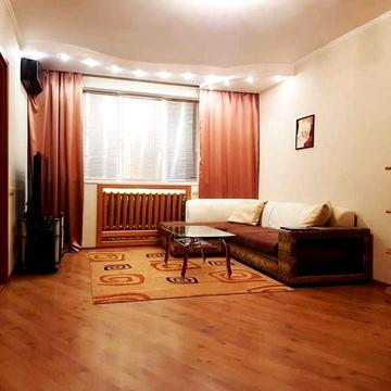 Івана Мазепи вул. (Січневого Повстання), 9