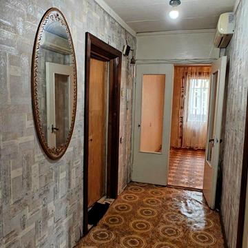 Професора Толока вул. (Маршала Чуйкова), 35