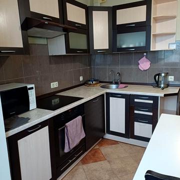 Милославська вул., 17